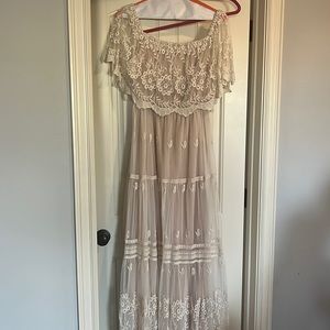 Vici maxi dress size large